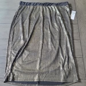 NWT Ftf  Fashion to Figure skirt NEW women's plus size 2x Shiney